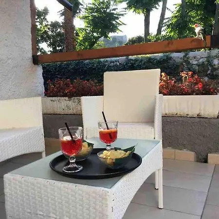 Casa Castello Padenghe sul Garda